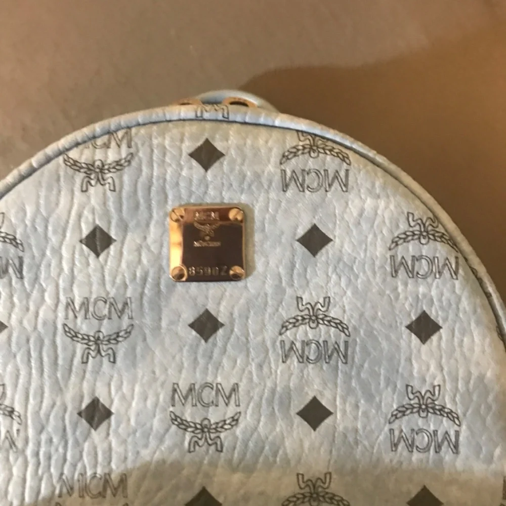 Mcm small backpack - Picture 2 of 5